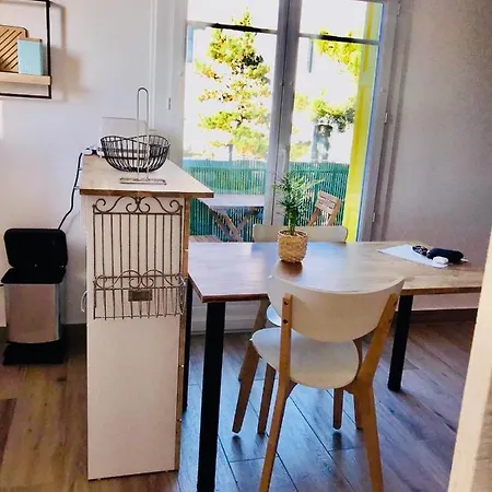 Un Petit Nid Les Pieds Dans L'Eau Apartment Argeles-sur-Mer Exterior photo